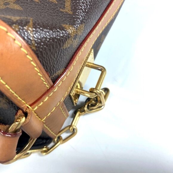 LOUIS VUITTON Brown Monogram Leather Shoulder Bag - Picture 9 of 16